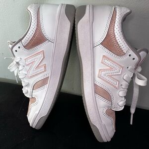 New Balance 480 Athletic Shoe - Big Kid - White / Pink Haze size 2.5y